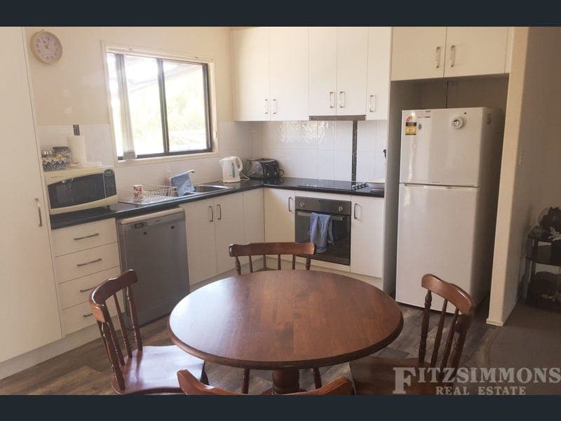 4/11 Patrick Street, Dalby — photo 1 of 5