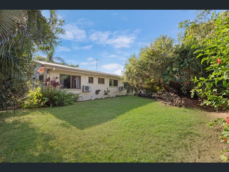35 Marlynda Avenue, Cranbrook — photo 1 of 4