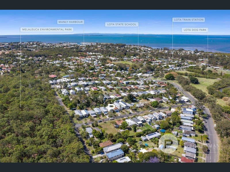 31 Arakurta Street, Lota — photo 1 of 5