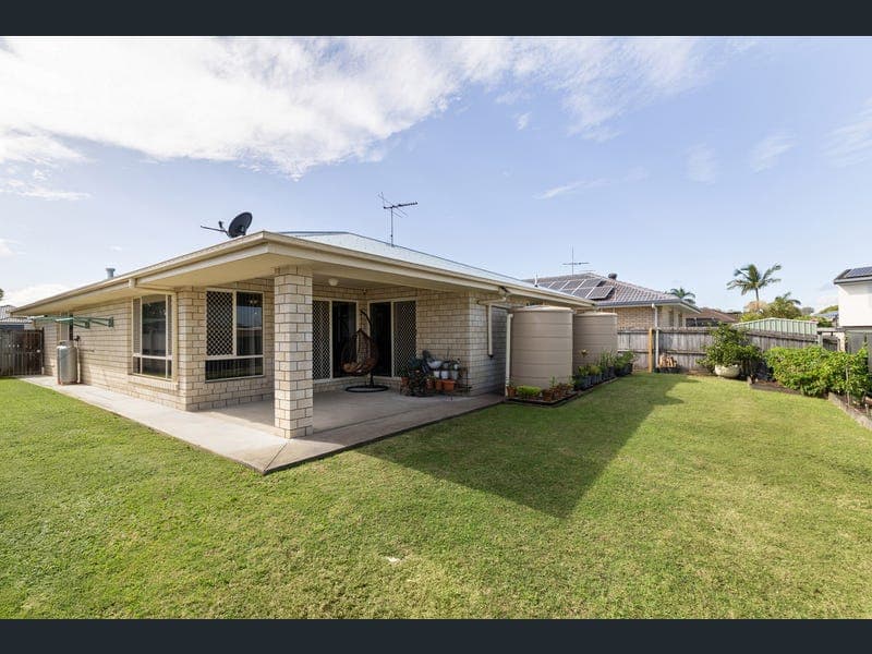 12A Ardara Street, Bracken Ridge — photo 1 of 5