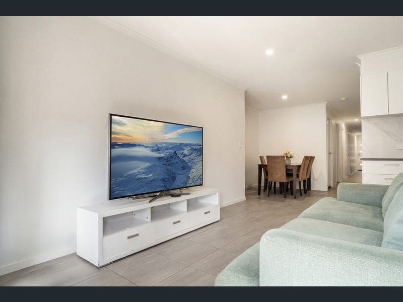 9B Henderson Street, Redbank — photo 1 of 5