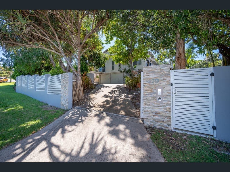 30 Lowry Street, Peregian Beach — photo 1 of 5