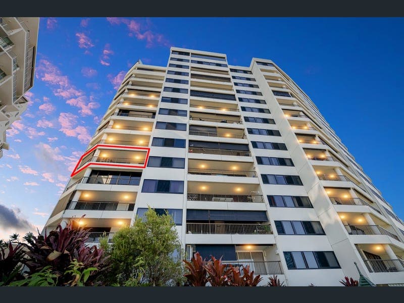 30/107-113 Esplanade, Cairns City — photo 1 of 5