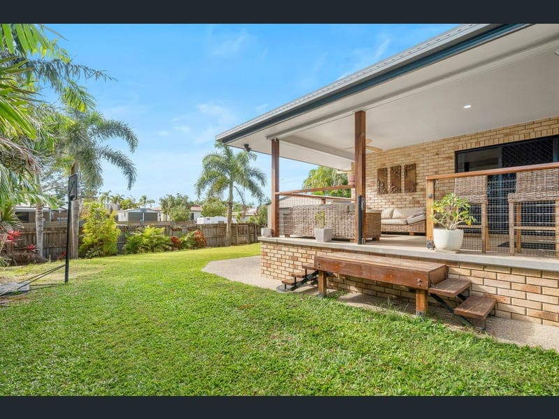 8 Herbert Way, Rural View — photo 1 of 5