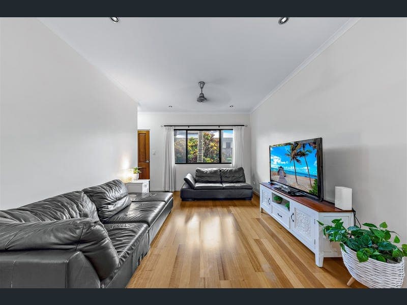 103/25 Abell Road, Cannonvale — photo 1 of 5