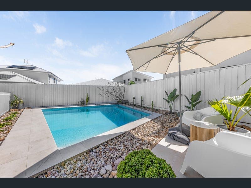 31 North Village Drive, Nirimba — photo 1 of 5