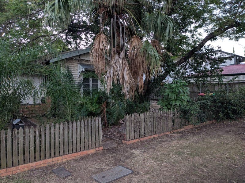 8 Newmarket Street, Hendra — photo 1 of 5