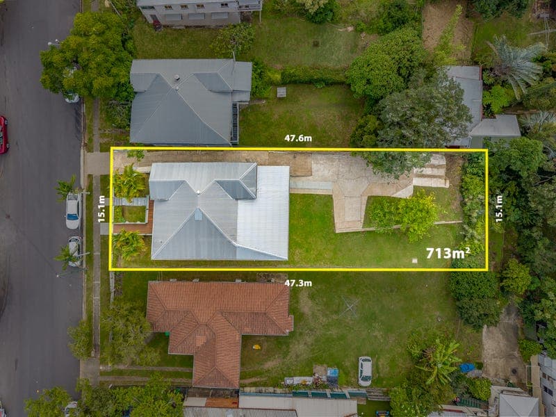 7 Louisa Street, Highgate Hill — photo 1 of 5