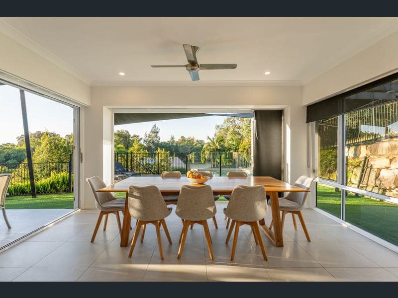 9 Curtis Court, Mudgeeraba — photo 1 of 5