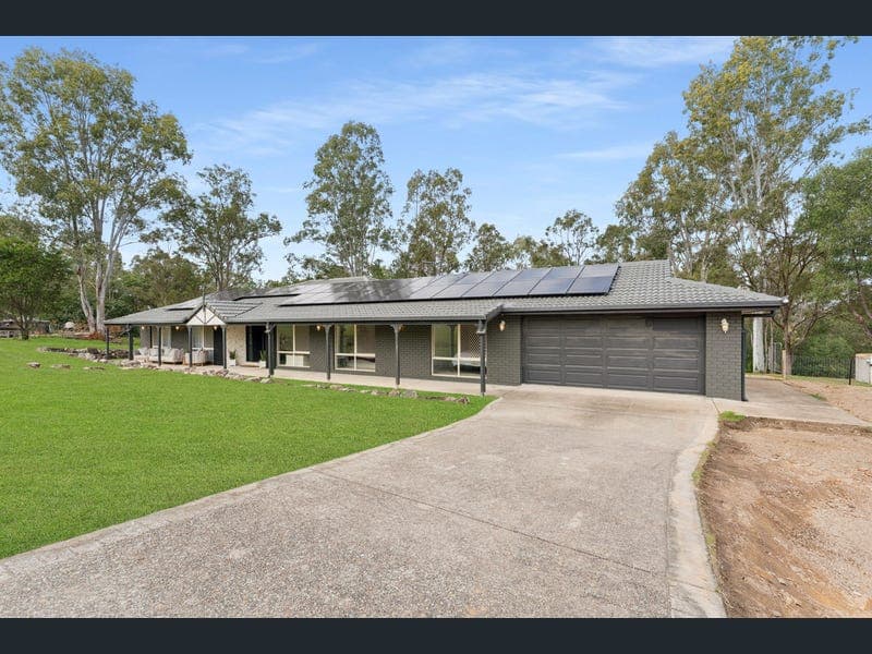 132-136 Heritage Road, Jimboomba — photo 1 of 5
