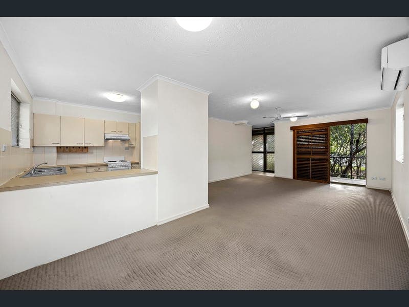 3/22 Rylatt Street, Indooroopilly — photo 1 of 5