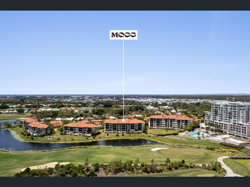 53/1 Millennium Circuit, Pelican Waters — photo 1 of 5