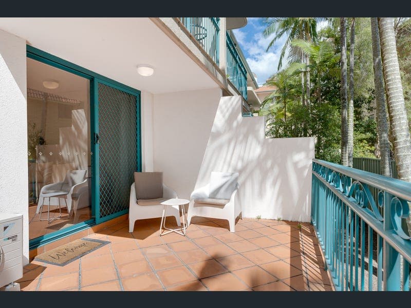 6/112-116 SURF PARADE, Broadbeach — photo 1 of 5
