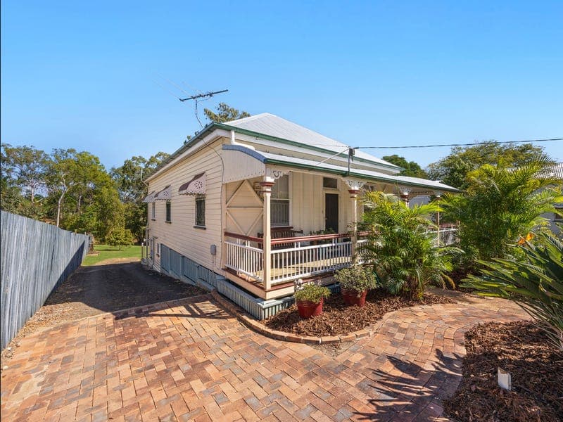 9 Woodend Road, Sadliers Crossing — photo 1 of 5