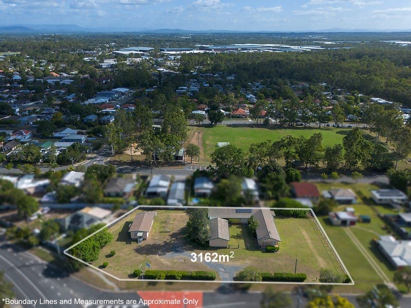 6 Pamela Crescent, Woodridge — photo 1 of 5