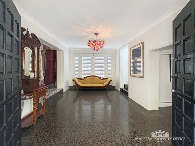 20 Anzac Avenue, Mareeba — photo 1 of 5