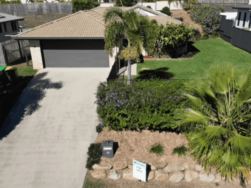 11 Dean Street, Glen Eden — photo 1 of 5