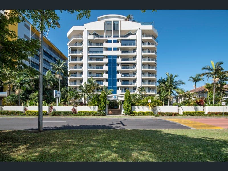 4/181 Esplanade, Cairns North — photo 1 of 5