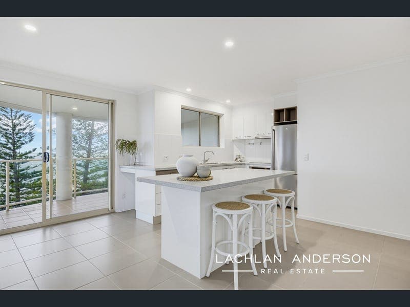 6/12 Esplanade Headland, Kings Beach — photo 1 of 5