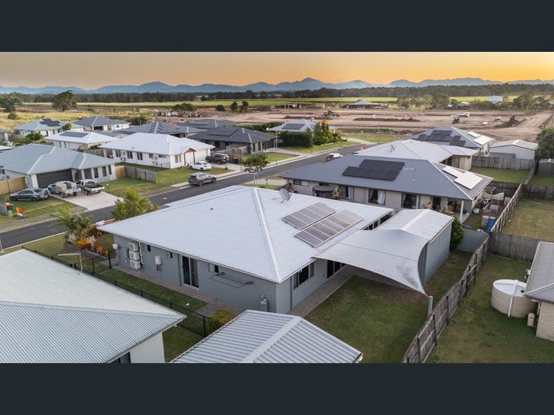 23 Tamarind Crescent, Proserpine — photo 1 of 5