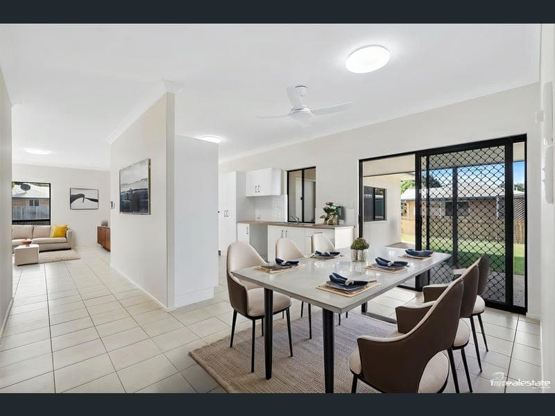 10 Guy Street, Yeppoon — photo 1 of 5