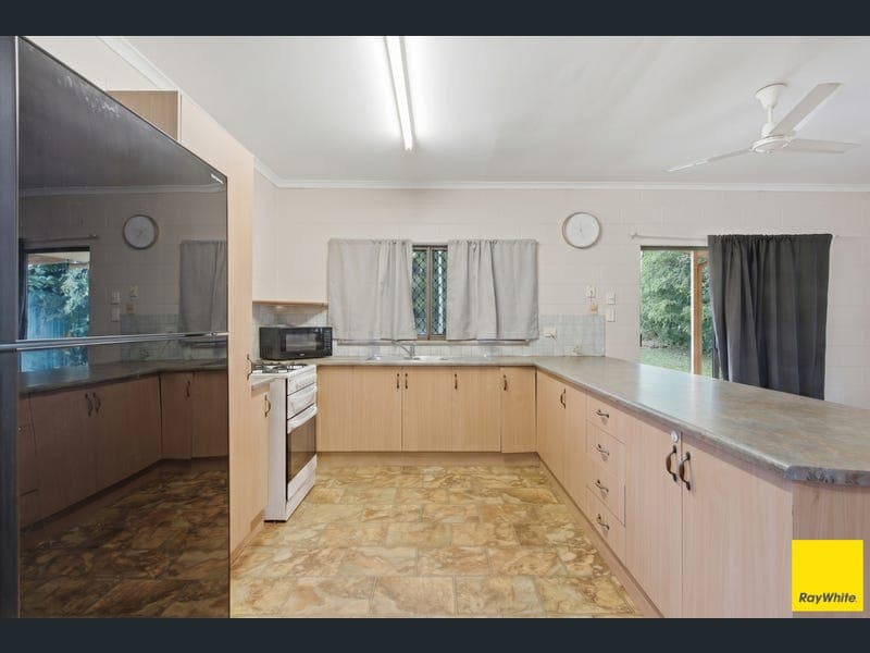 59 Idalia Road, Mount Sheridan — photo 1 of 5