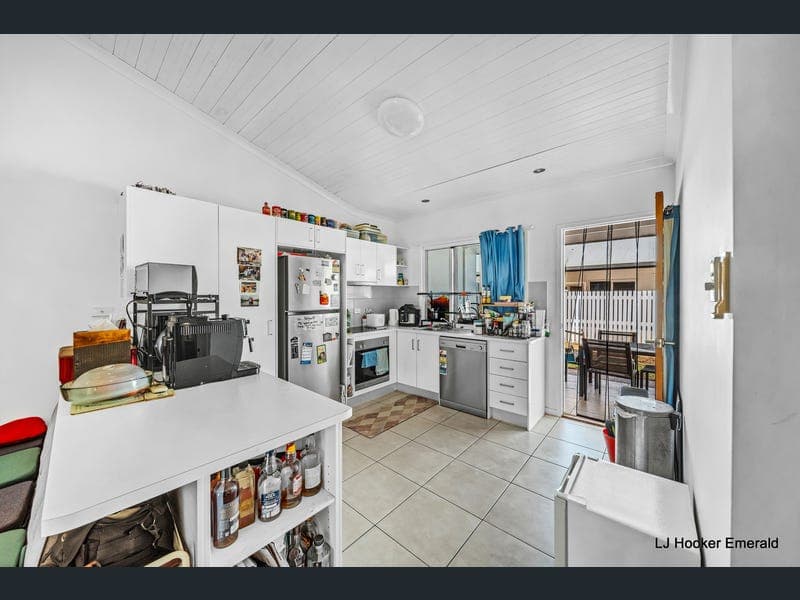15/55A Gray Street, Emerald — photo 1 of 5