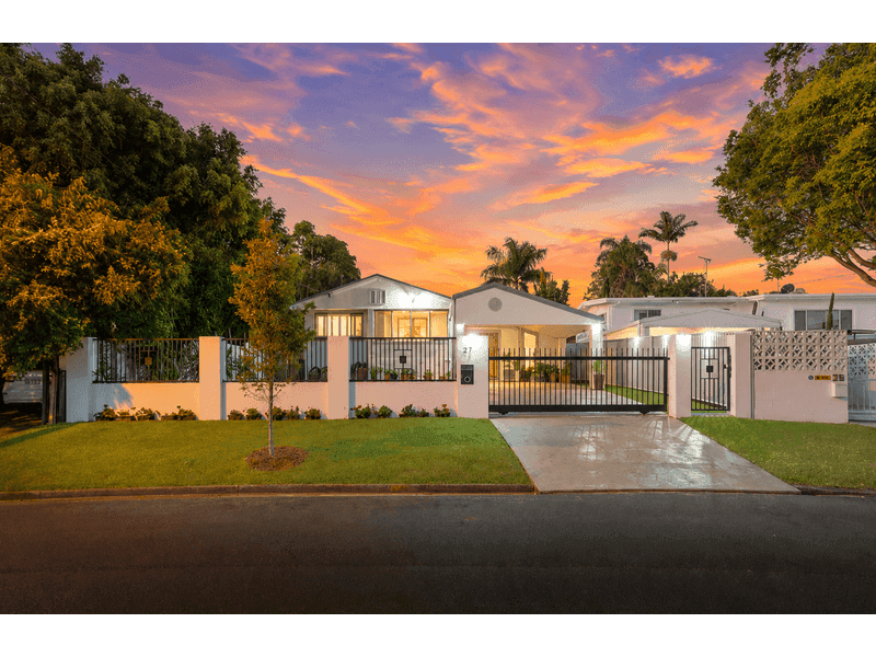 27 Alma St, Southport — photo 1 of 5