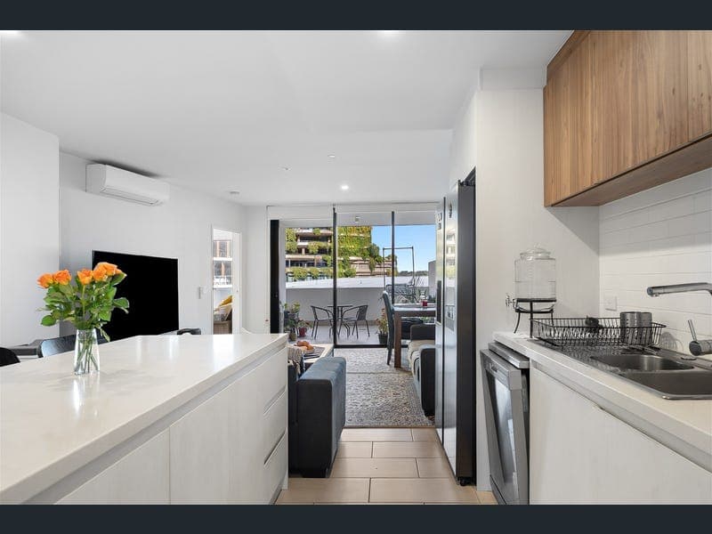408/9 Market Lane, Maroochydore — photo 1 of 5