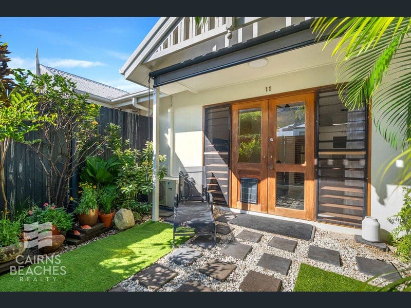 11/26-28 Oliva Street, Palm Cove — photo 1 of 5