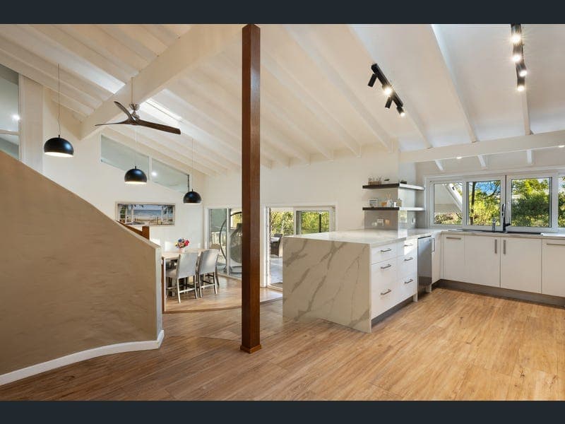 45 Ladds Ridge Road, Burleigh Heads — photo 1 of 5