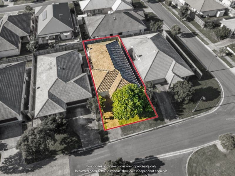 3 Gillies Court, North Lakes — photo 1 of 5