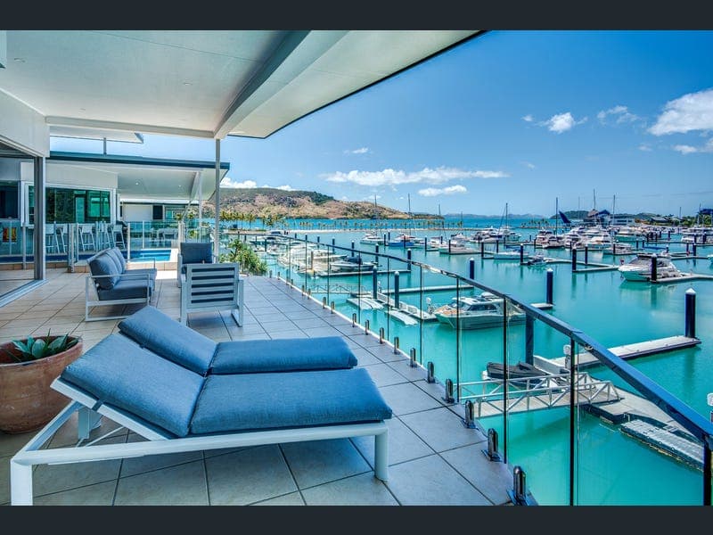 5/1 Airport Drive, Hamilton Island — photo 1 of 5
