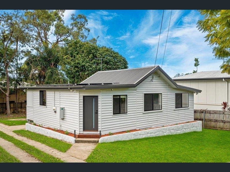 51 Defiance Road, Woodridge — photo 1 of 3