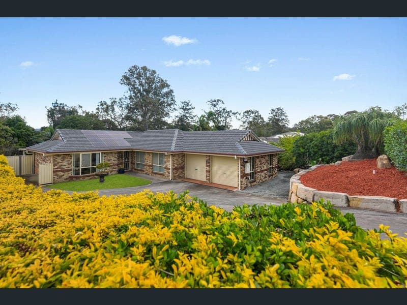 42 Yvonne Crescent, Mount Warren Park — photo 1 of 5