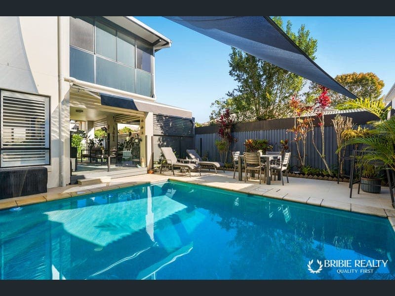 8 Hutchinson Street, Woorim — photo 1 of 5