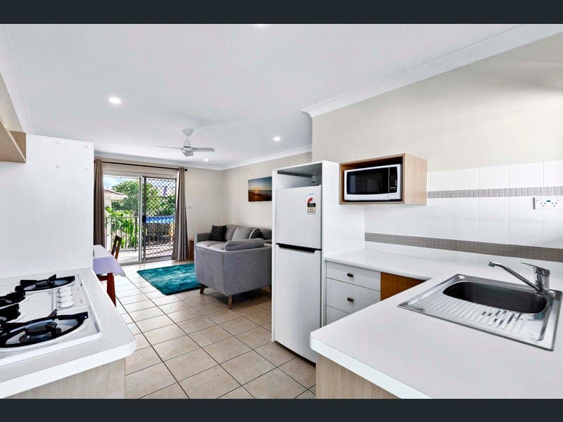 10/13-15 Ann Street, Torquay — photo 1 of 5