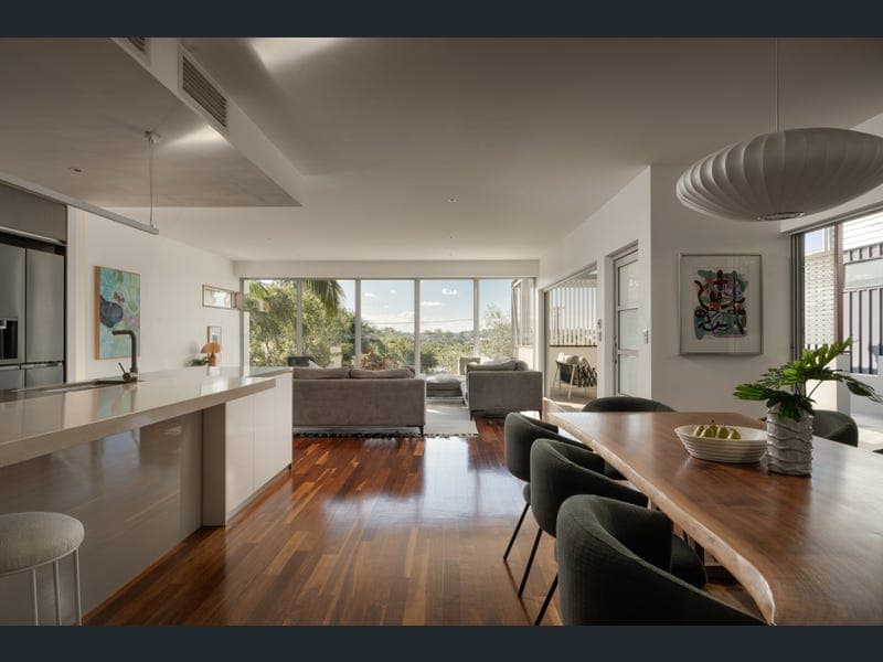 8 Effie Street, Bardon — photo 1 of 5