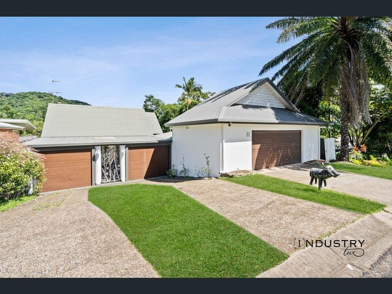 81 Cassowary Street, Freshwater — photo 1 of 5
