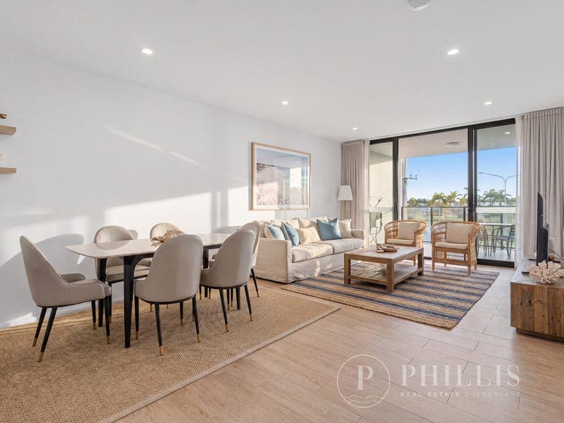 5346 Harbourview Drive, Hope Island — photo 1 of 5