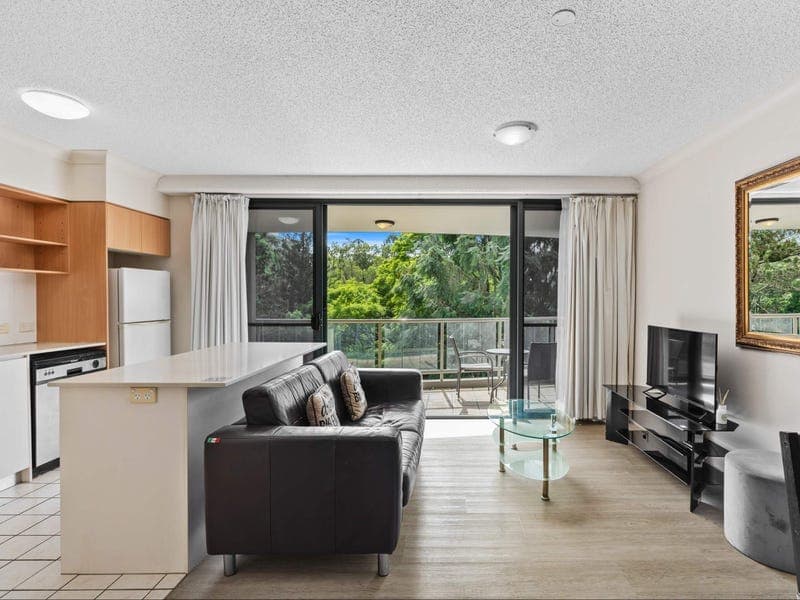 21 Patrick Lane, Toowong — photo 1 of 5