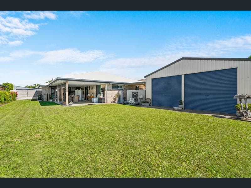 11 Raleigh Street, Ooralea — photo 1 of 5