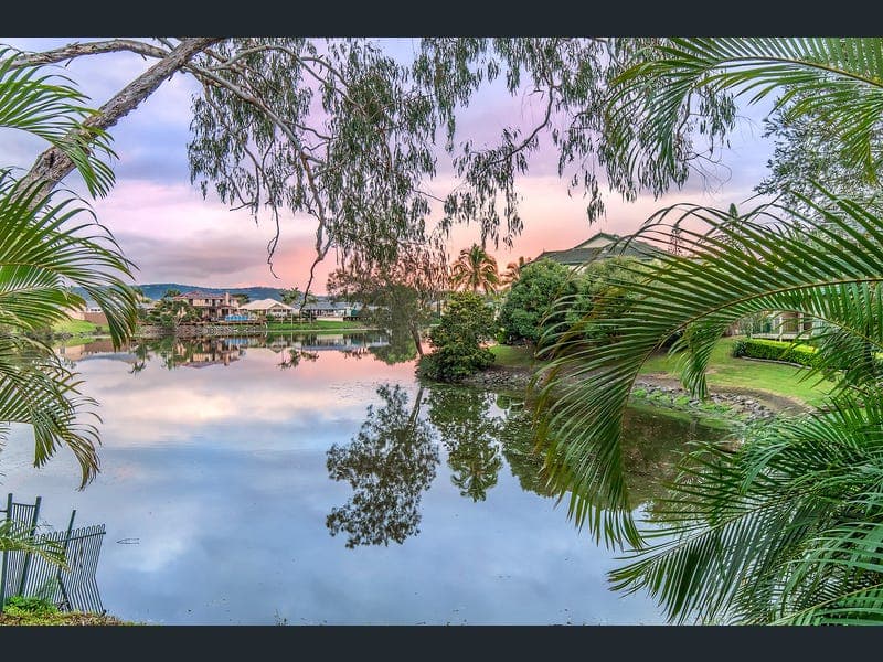6/7-9 Santa Cruz Boulevard, Clear Island Waters — photo 1 of 5