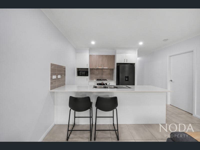 10 Freycinet Lane, South Ripley — photo 1 of 5