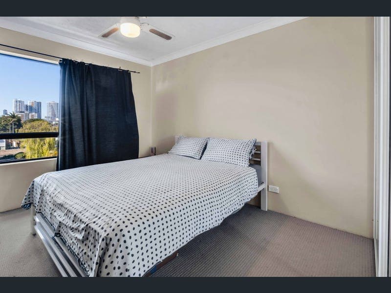 25/217-219 Scarborough Street, Southport — photo 1 of 5