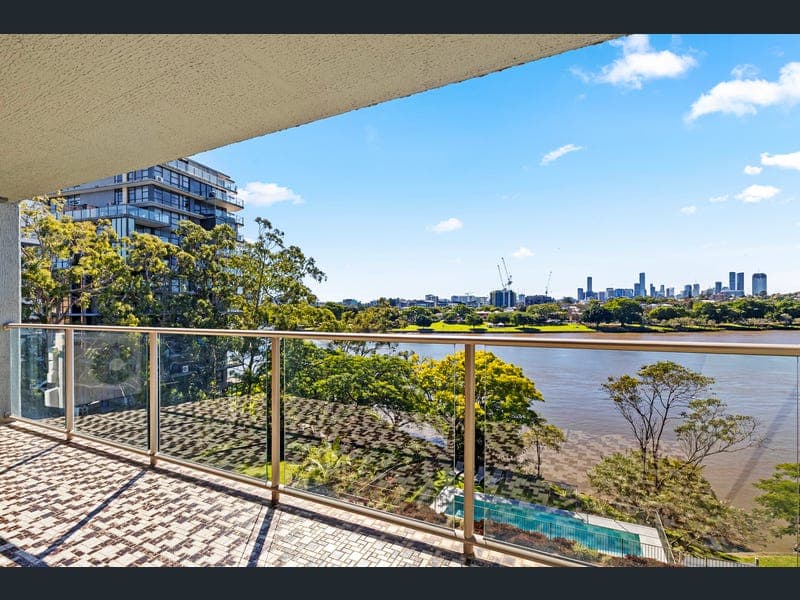 19/72 Sandford Street, St Lucia — photo 1 of 5