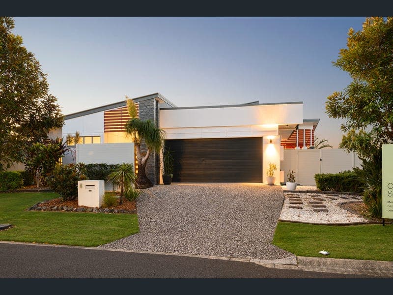 8 Blackall Street, Coomera — photo 1 of 5