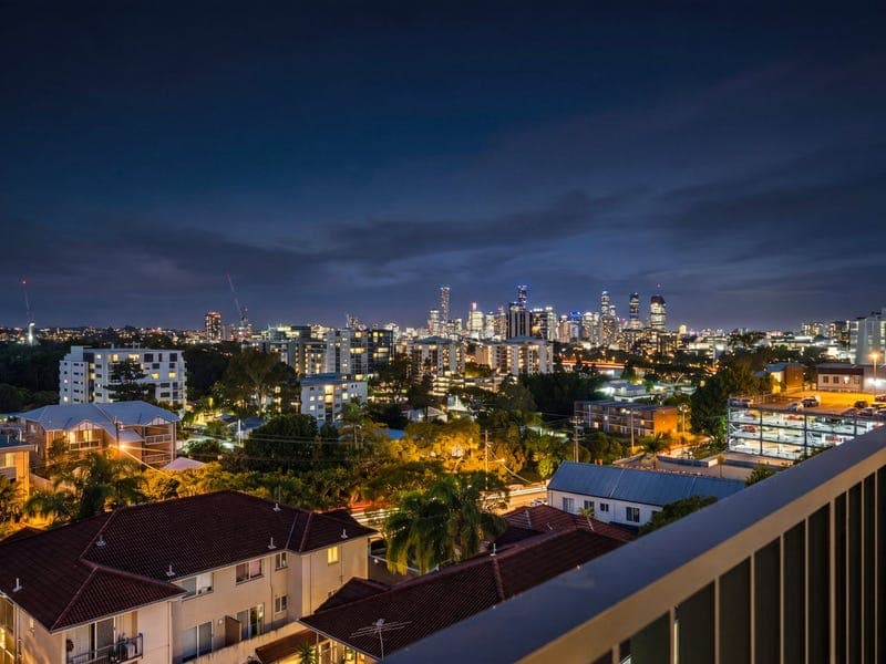 901/28 Lissner Street, Toowong — photo 1 of 5