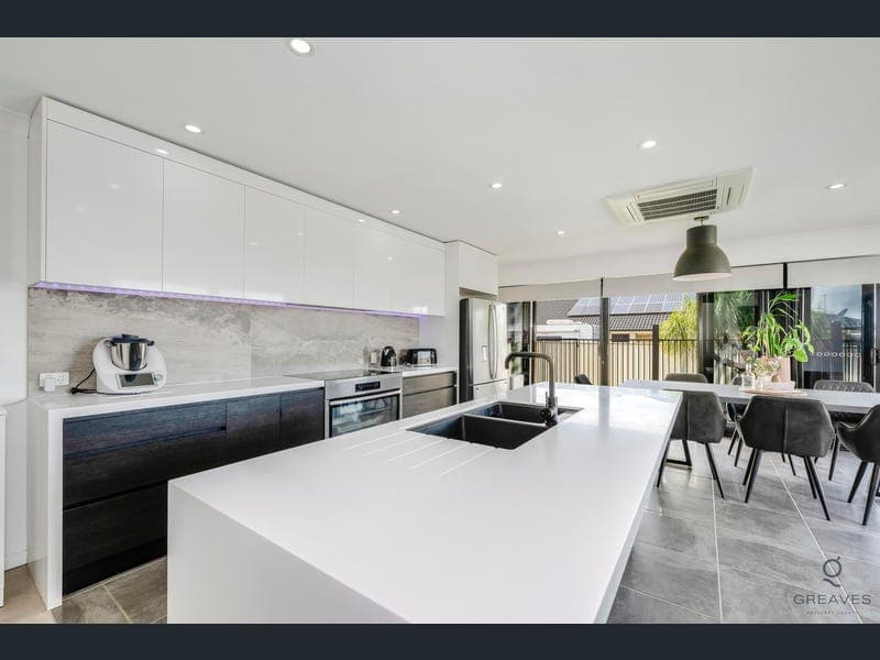 30 Barlow Street, Bundaberg North — photo 1 of 5