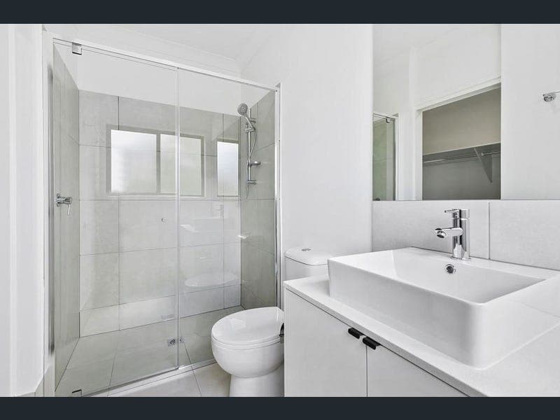 1 & 2/161a Stringybark Road, Buderim — photo 1 of 5